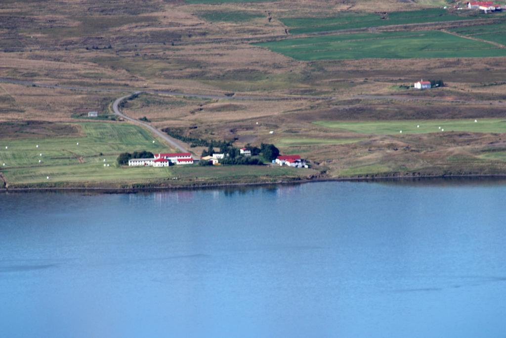 Skjaldarvik Guesthouse Akureyri Exteriör bild