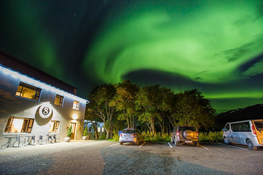 Skjaldarvik Guesthouse Akureyri Exteriör bild