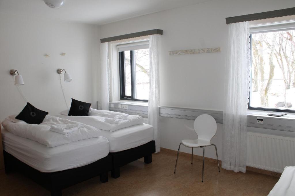 Skjaldarvik Guesthouse Akureyri Rum bild