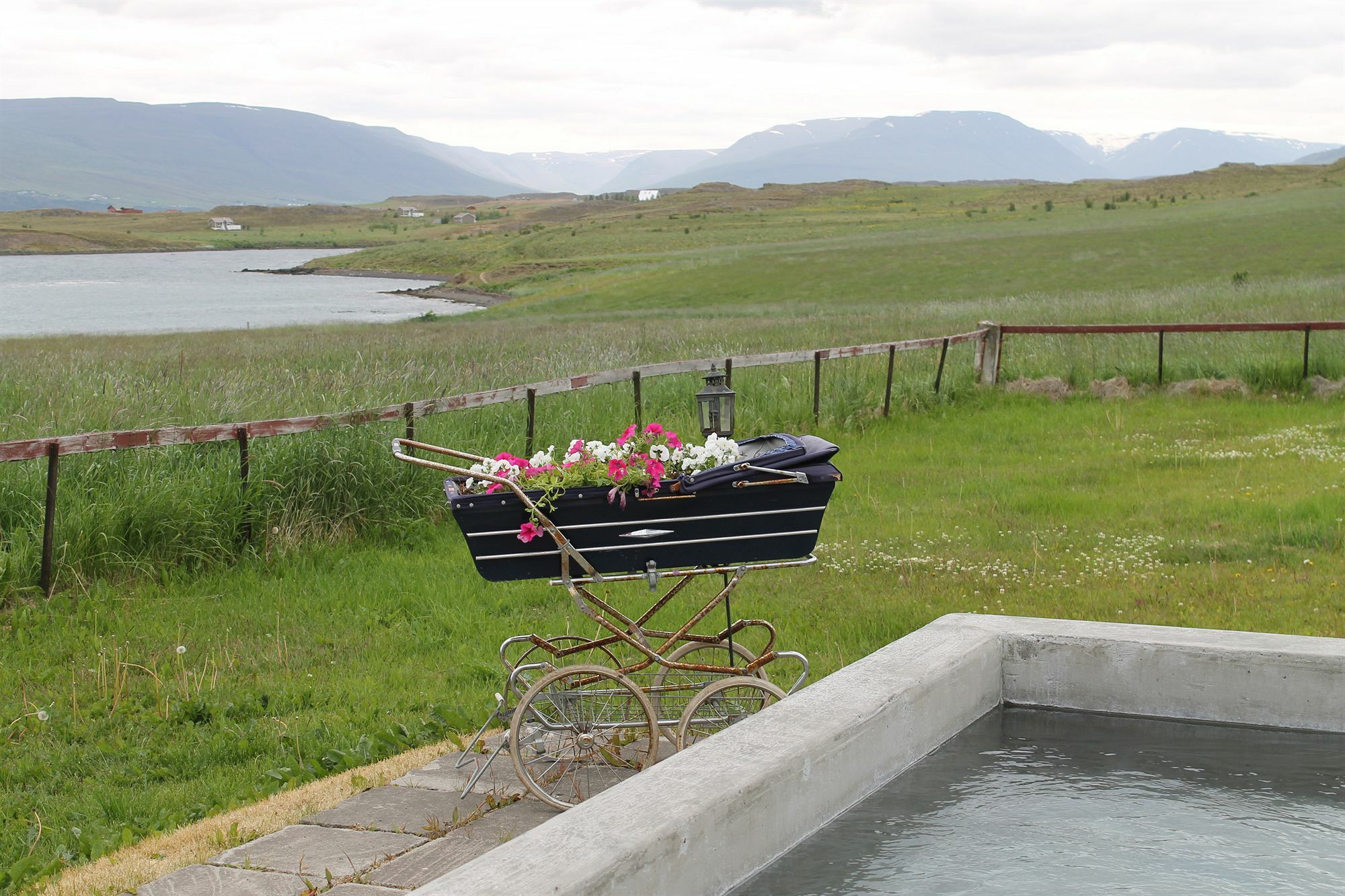 Skjaldarvik Guesthouse Akureyri Exteriör bild