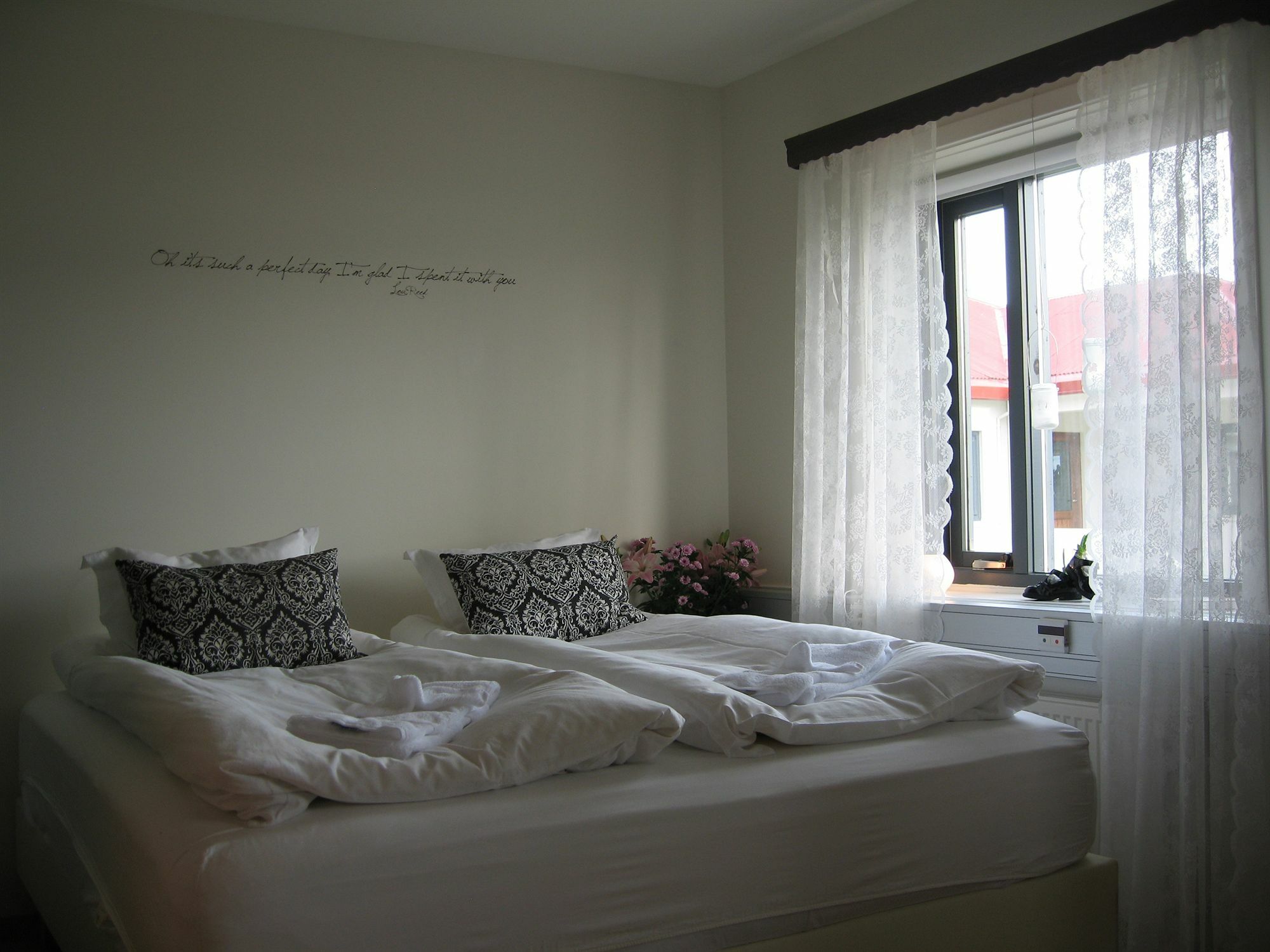 Skjaldarvik Guesthouse Akureyri Exteriör bild
